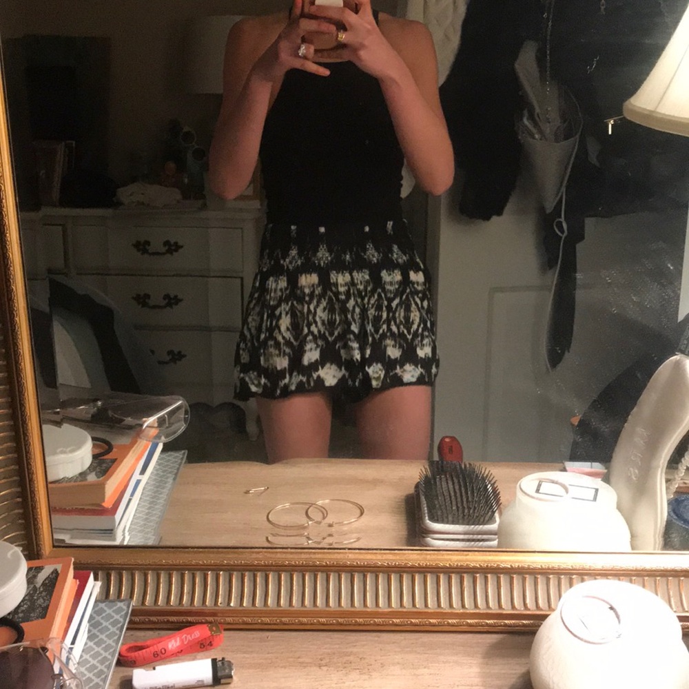 Flowy beach shorts size XS